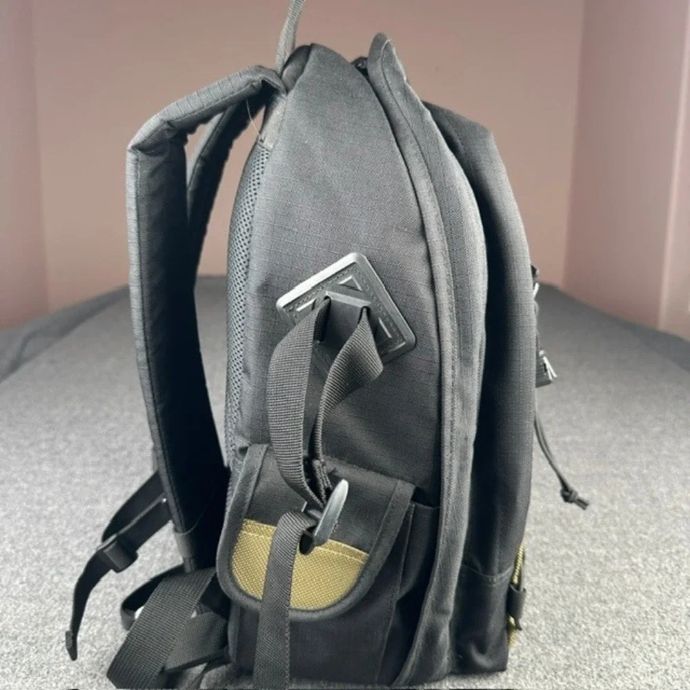 Canon Deluxe Photo Backpack 200EG Black Olive Green DSLR Camera Bag Case